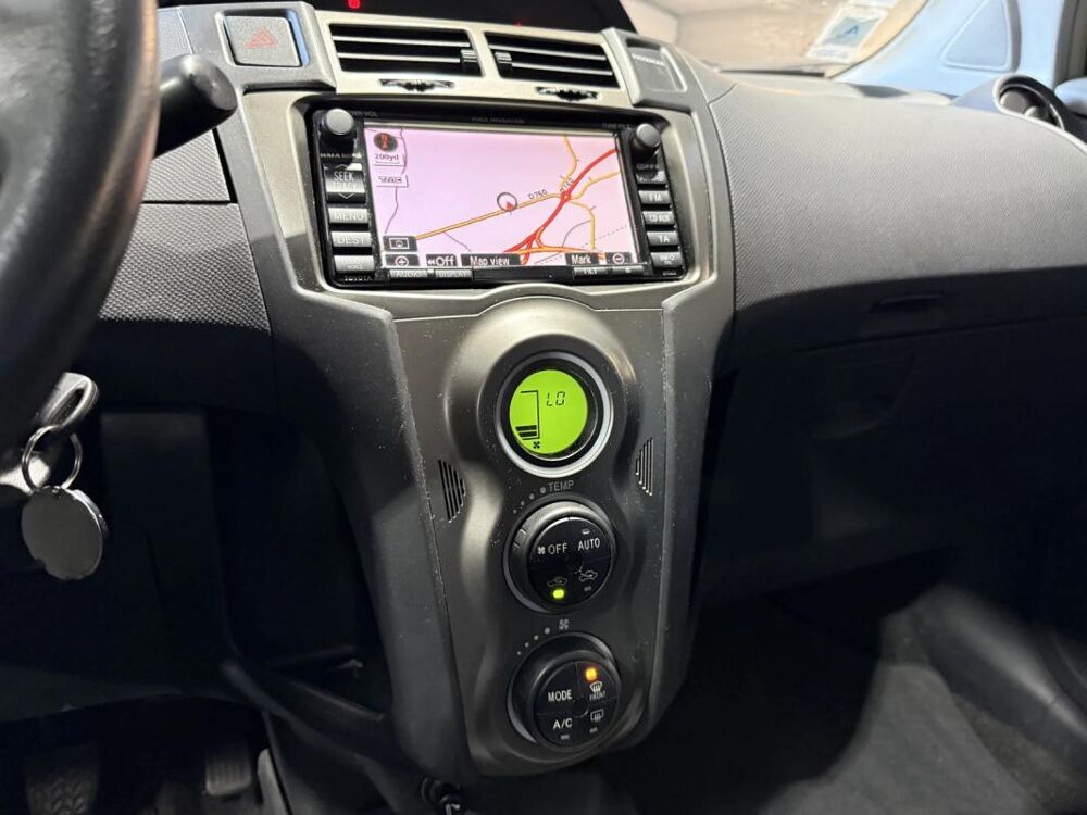 Yaris 5 portes 1.4 D4-D 90 cv 2010 occasion 85190 Venansault