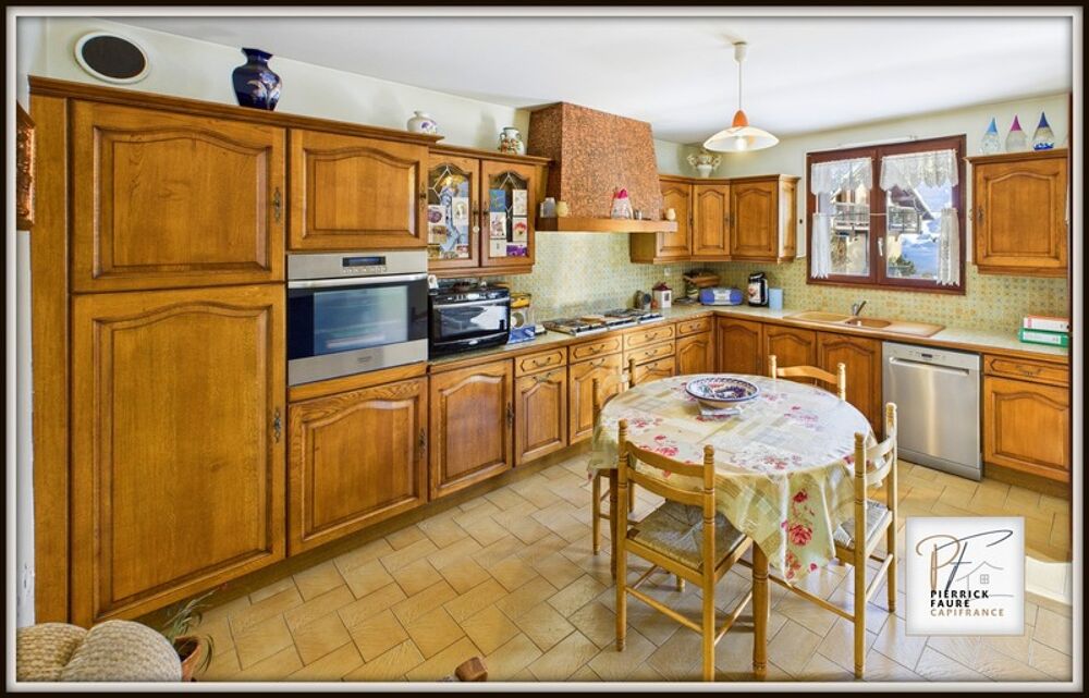 Briançon , Maison unique 183m², 5 ch + Terrain constructible 690m²
