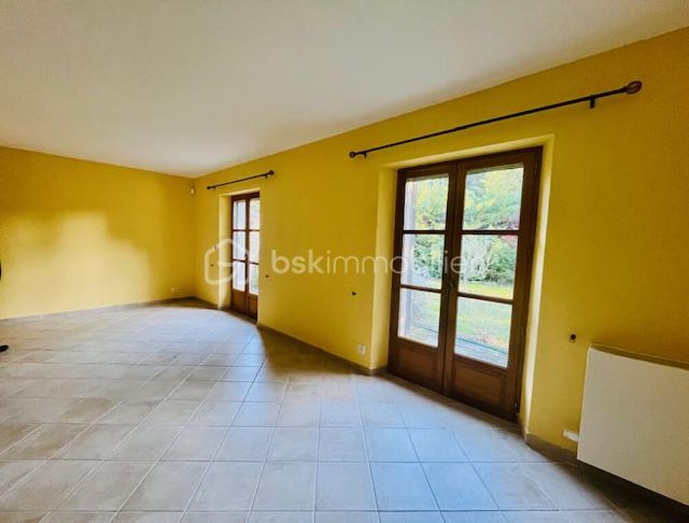 ? MAISON DE CHARME À MÉNERBES  AU COEUR DU TRIANGLE DOR DU LUBERON ?