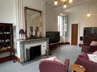  Propri�t�/ch�teau � vendre 10 pi�ces 372 m�