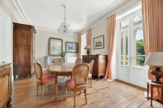  Maison à vendre 15 + pièces 370 m²
