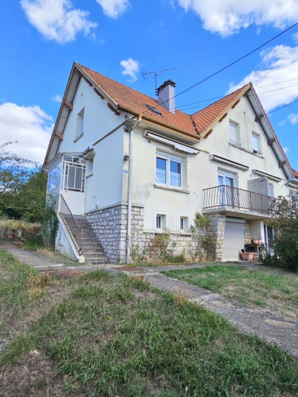 Maison 5 pièces, 3 chambres avec garage  Châtel-sur-Moselle (88) Proche gare, écoles et voie rapide