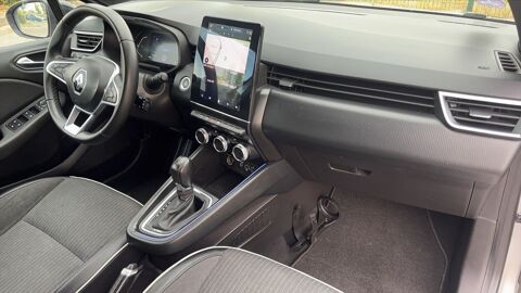 Clio 1.6 E-Tech 140 Hybrid BVA6 Engineered - Automatique Entretie 2022 occasion 84100 Orange