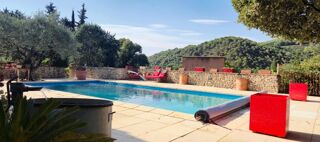  Villa à vendre 6 pièces 150 m²