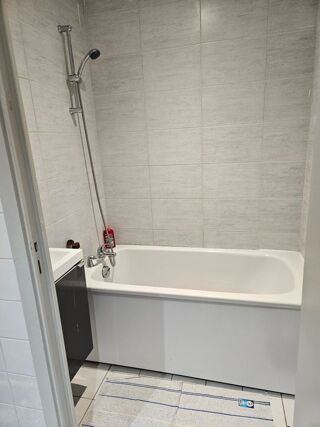  Appartement à louer 1 pièce 19 m² Angouleme