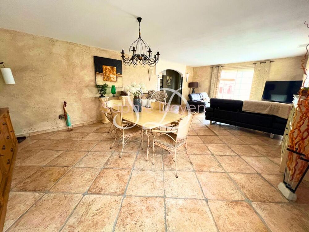 Maison 4 faces - Saint Jean Lasseille - 5 pièces - 140 m2