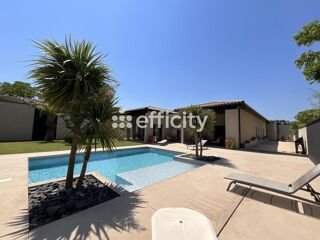  Villa à vendre 9 pièces 261 m²