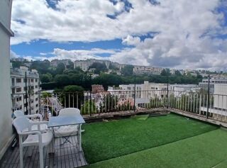  Appartement à louer 4 pièces 93 m²