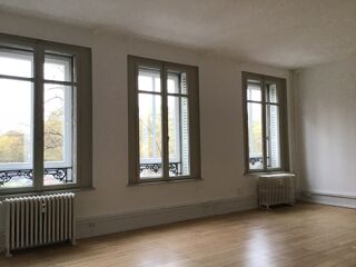 Location Appartement Appartement de caractère de 130 m²,T6 face au parc de l'Orangerie STRASBOURG (67) Strasbourg