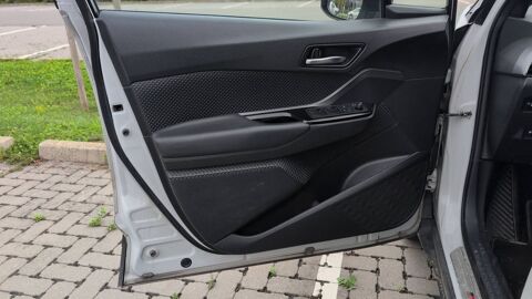 C-HR 2.0 VVT-184 Hybrid CVT GR Sport - Premi&egrave;re main 2022 occasion 59480 La Bassee