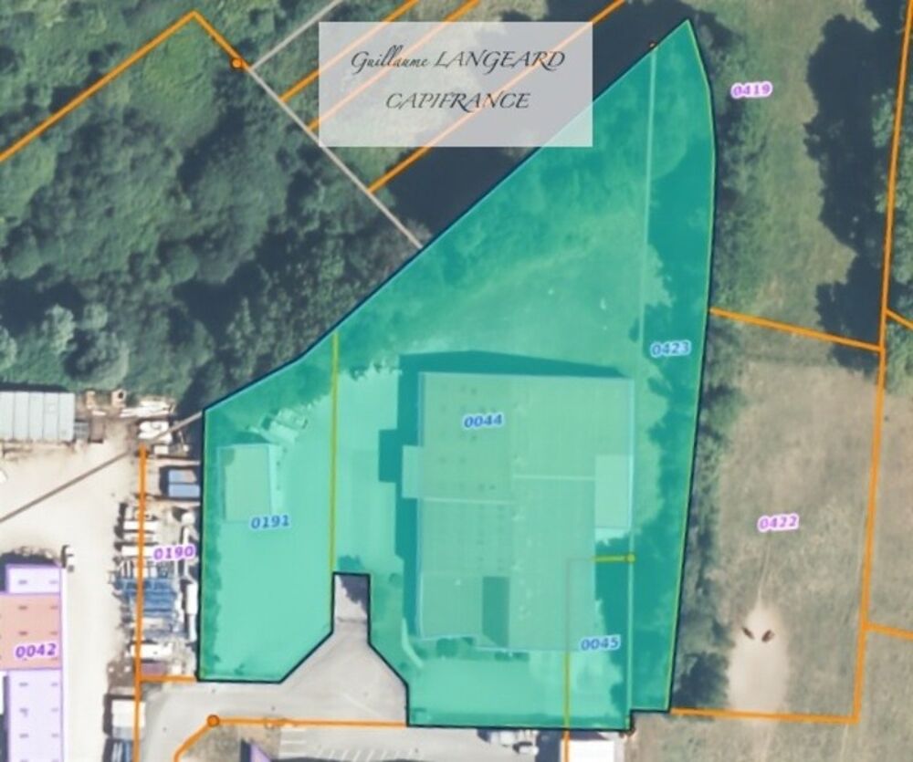   Bâtiment industriel 2 239 m² – Parcelle 9 687 m² – IZERNORE (01) Izernore