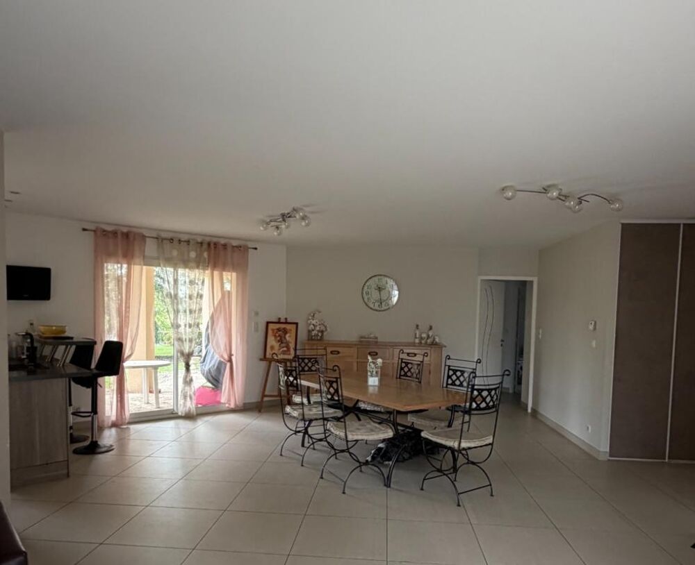 Vente Maison Brie. Maison 116 m² avec garage Brie