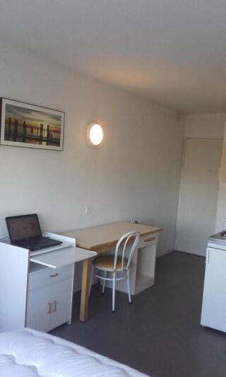  Appartement à louer 1 pièce 21 m²