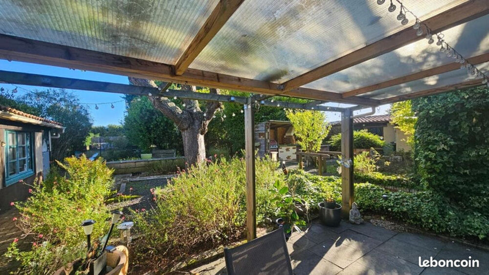 SAINT HERBLAIN (44) PROCHE COMMODITES ET GRANDS AXES MAISON FAMILIALE AVEC GITE ET ANNEXES SUR 1941M²