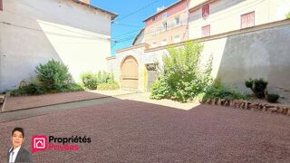  Immeuble à vendre 15 + pièces 388 m²