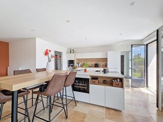  Maison � vendre 10 pi�ces 260 m�