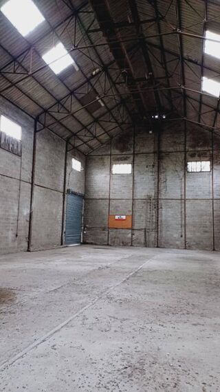  Immeuble � vendre 1900 m�