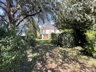  Maison à vendre 11 pièces 209 m²