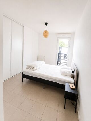  Appartement à louer 3 pièces 64 m²