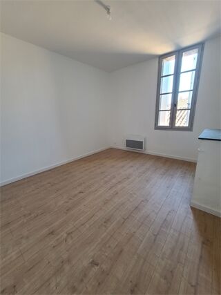  Appartement � louer 4 pi�ces 93 m�