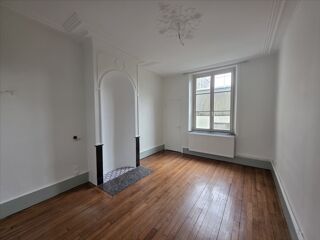  Appartement à louer 3 pièces 73 m²