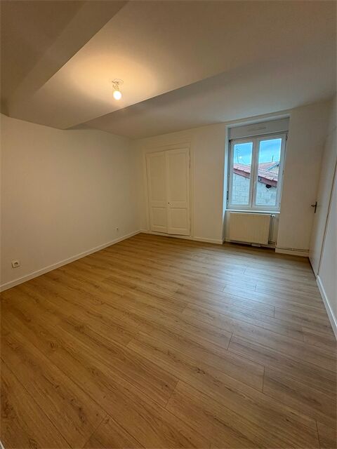  Appartement � louer 4 pi�ces 93 m�