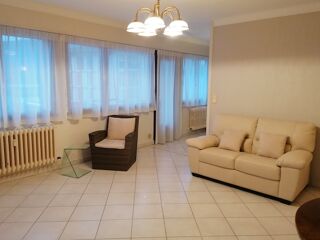  Appartement à louer 2 pièces 55 m²