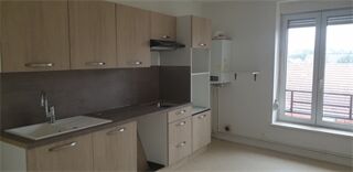  Appartement � louer 4 pi�ces 83 m�