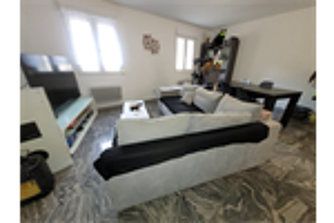  Appartement � louer 4 pi�ces 87 m�