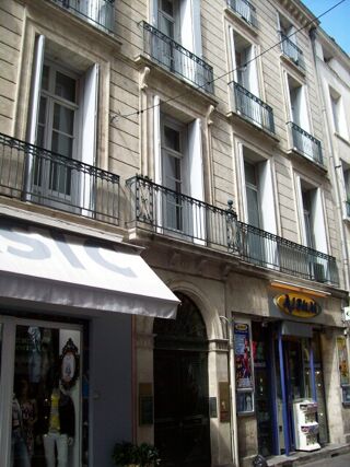  Appartement à louer 2 pièces 58 m²