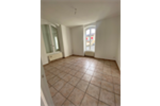  Appartement à louer 3 pièces 50 m²