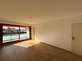  Appartement � louer 4 pi�ces 94 m� Ambilly