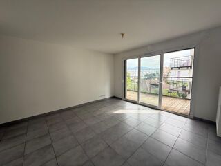  Appartement à louer 2 pièces 43 m²