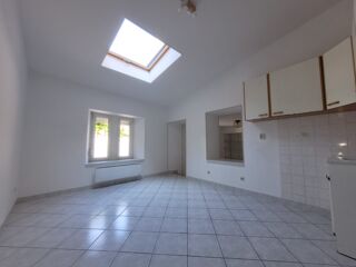  Appartement à louer 1 pièce 28 m²