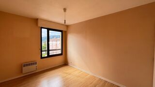  Appartement � louer 3 pi�ces 74 m�