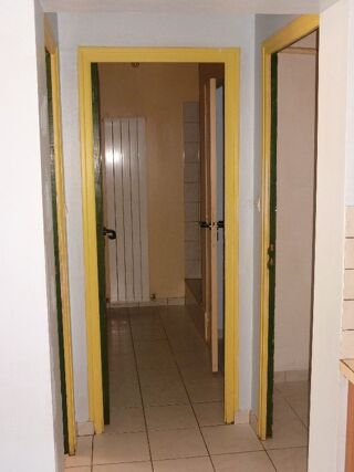  Appartement à louer 3 pièces 53 m²