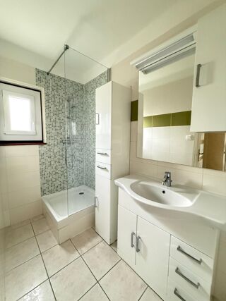  Appartement � louer 3 pi�ces 73 m�