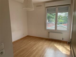  Appartement à louer 3 pièces 59 m²