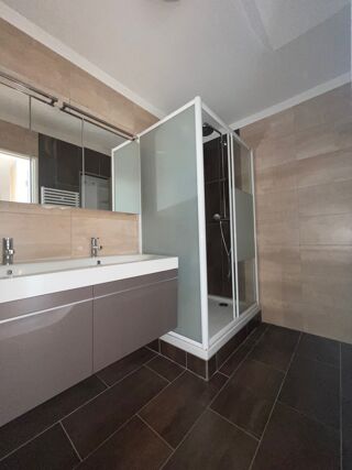  Appartement  louer 4 pices 86 m