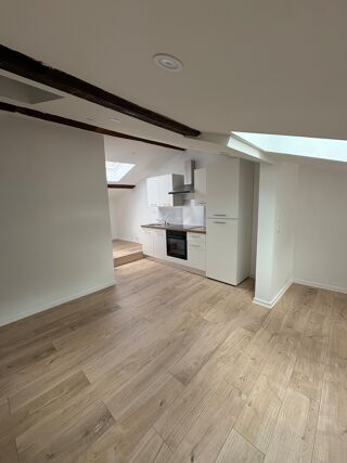  Appartement à louer 2 pièces 30 m²