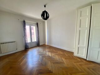  Appartement à louer 2 pièces 62 m²