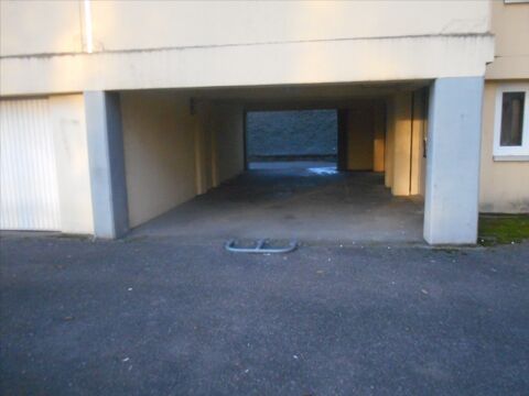  Parking / Garage � louer 