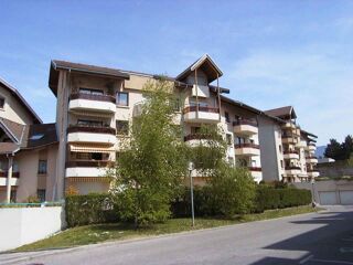  Parking / Garage � louer 