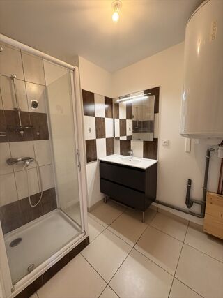  Appartement à louer 3 pièces 59 m²