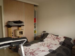  Appartement à louer 3 pièces 68 m²