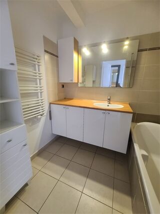  Appartement � louer 3 pi�ces 68 m�