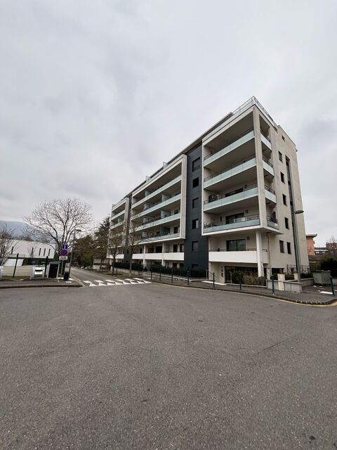   Cave en Centre Ville d'Annemasse 