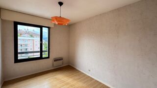  Appartement � louer 3 pi�ces 74 m�
