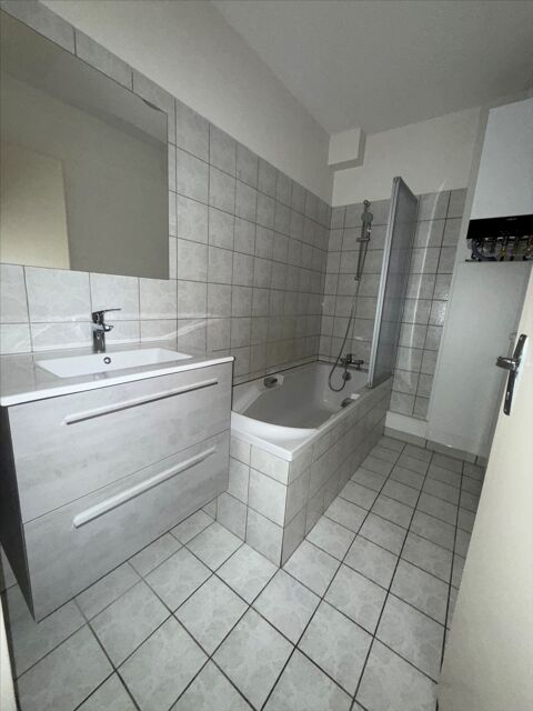  Appartement � louer 3 pi�ces 82 m�