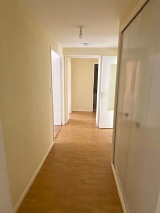  Appartement  louer 4 pices 101 m